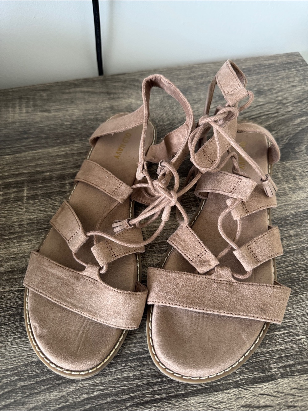 Old Navy Lace-Up Suede Sandals in Dusty Rose